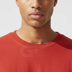 Camiseta de corte cuadrado inspirada en la moda para hombre, con tela amplia y cómoda y estilo informal atrevido. - Product Image 6