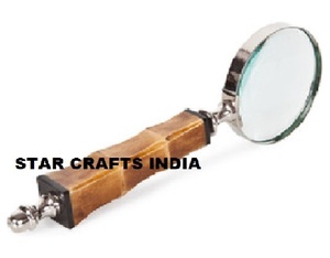 Best Quality Custom Made Metal <b>Magnifying</b> <b>Glass</b> With LED <b>Light</b> <b>Glass</b> Magnifier Lens for Reading and Searching Made in India - Product Image 2