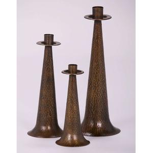 Soporte para velas de latón antiguo hecho a mano con detalles étnicos tradicionales para una decoración clásica del Hogar disponible a un precio asequible - Product Image 6