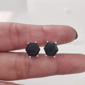 Boucles d'oreilles clous pour femmes, pierre précieuse onyx noir naturel, pierre de naissance de décembre, bijoux faits à la main, argent sterling 925 - Product Image 2