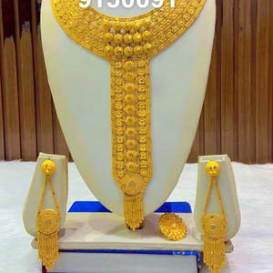 Conjunto de Collar y Pendientes Chapados en Oro de 24K de Moda de Inspiración Italiana, Envío Directo a EE. UU., Francia, España, Turquía, Comoras y Mayotte - Product Image 1