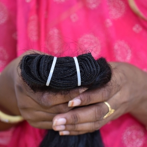 Cuticule brute alignée Remy vierge donneur unique couleur naturelle noir ondulé lâche vague profonde Temple indien Extensions de cheveux humains armure - Product Image 3