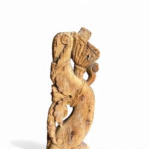 Soporte de Madera Vintage Indio, Tallado a Mano, Decoración Arquitectónica de Pared, Estilo Rústico Antiguo para Interiores del Hogar, Combinación Variada, 1 Contenedor - Product Image 3