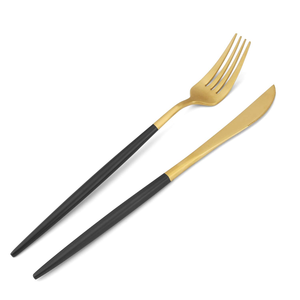 Ensemble de couverts en métal ensemble de cuillère fourchette et couteau en laiton ensemble de couverts en acier miroir et outils de service manche blanc top vente - Product Image 2