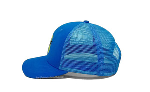 Casquette de camionneur ajustable en maille avec broderie 2D incurvée et bords personnalisable, style minimaliste et sportif pour adulte, fabriquée au Vietnam - Product Image 2