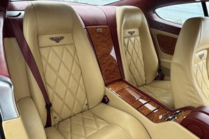 Bentley Continental GT 2006 Usado, 552 CV, Twin-Turbo W12, Tracción Total, Especificaciones de Conducción Mulliner, Rojo St. James - Product Image 5