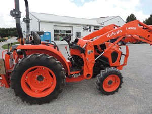Tracteur utilitaire compact L3902DT 2022 - Puissance éprouvée, simplicité robuste, durabilité inégalée - Product Image 3