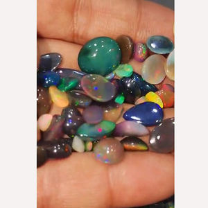 385ชิ้นโอปอลสีดำจากเอธิโอเปียธรรมชาติขนาด7มม. ถึง15มม. ลูกแพร์รูปไข่เพชรทรงหลังเบี้ย509 CTS iroc ขาย gemstones CAB เรา $286 - Product Image 2