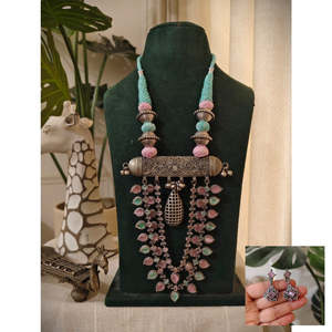 Juego de Collar con Colgante de Piedras Preciosas Oxidadas de Plata Alemana, Estilo Tribal, Grande y Audaz, Joyería Cultural Coleccionable - Product Image 3