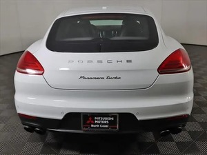 ใช้2014 POR-sche Panamera Turbo