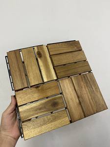 Carreaux de terrasse en bois d'acacia durables 300x300x24mm sans nœuds Design moderne avec finition à l'huile de qualité supérieure pour application extérieure - Product Image 4