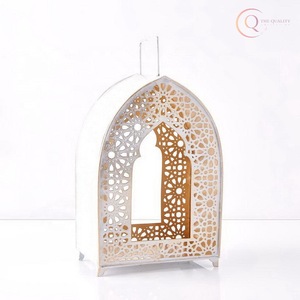 Elegante Portavelas de Metal Decorativo para Decoración del Hogar |   Mejora el Interior con la Luz de una Vela - Product Image 1