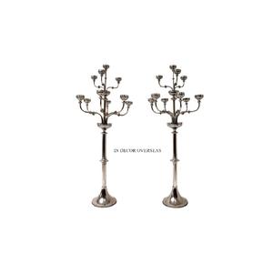 Candelabro de decoración de centro de mesa de boda pulido plata de Metal de calidad superior con aspecto atractivo de 10 brazos más exigentes - Product Image 1