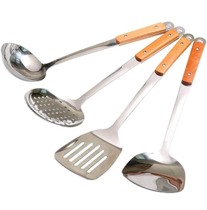 Spatule/tourneur/cuillère à riz en acier miroir Derniers ustensiles de cuisine design Cuillère Manche en bois Prix le plus bas - Product Image 5