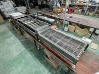 Petite boulangerie entièrement automatique automatique chambre d'étuvage pour beignets machine à faire des beignets surélevés à la levure de pain ligne de production de friteuse
