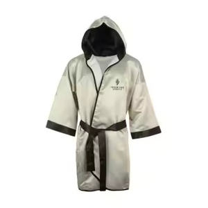 2025 bata de boxeo de satén profesional con capucha MMA entrenamiento de longitud completa mujeres bata de boxeo rojo - Product Image 4