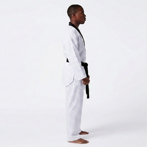 Uniforme de Taekwondo pour hommes, femmes et jeunes avec une coupe athlétique confortable pour les programmes d'entraînement Uniforme de Taekwondo respirant - Product Image 5