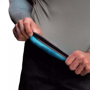Compresión Rash Guard Personalizado 100% Poliéster Tela de algodón Mejor precio Gimnasio Fitness Sublimación Cuello redondo Hombre Rash Guards - Product Image 6
