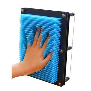 Escultura Vertical de Plástico 3D, Arte Decorativo para Colgar en la Pared - Product Image 1