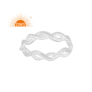 Bague torsadée en argent sterling fait à la main, bijoux personnalisés pour femmes, cadeau pour elle - Product Image 1