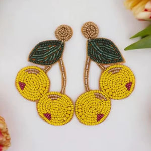 Pendientes de Fútbol Americano con Cuentas Moradas Hechos a Mano, Joyería de Cuentas Bordadas para el Día del Partido con Cuentas Rojas, JAVED HANDICRAFTS Modelo JH-2026 Etsy - Product Image 1