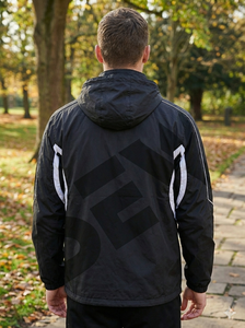 Veste coupe-vent tendance, respirante, en polyester, design moderne, idéale pour les marques de streetwear et de vêtements lifestyle - Product Image 3