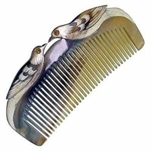 Bois de santal vert 100% naturel et corne de buffle, poils fins en bois, peigne à dents larges de bonne qualité et bon pri. - Product Image 4