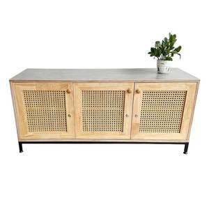 Mueble Minimalista para Sala de Estar KTB68130, Gabinete Decorativo para Entrada con Estructura de Madera Contrachapada y Hierro, con Pantalla de Bambú Tejido - Product Image 1