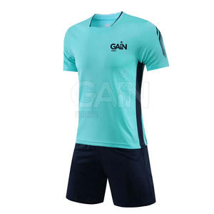 Uniforme de football de qualité supérieure au Pakistan, ensembles de maillots de football personnalisés, vente en gros d'uniformes de football en usine - Product Image 1