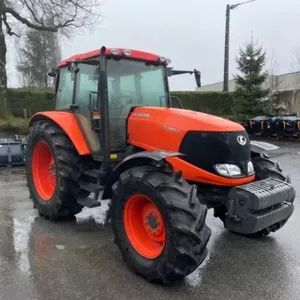 Kubota 60hp M6060 Tractor Met Voorlader Bevestigd