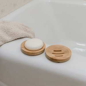 Porte-savon en bois durable de luxe pour salle de bain, évier de cuisine avec drain d'eau, accessoire de maison écologique - Product Image 1