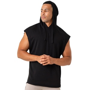 Débardeur de course uni tendance à capuche, coupe ample, en tissu respirant de haute qualité, collection Printemps 2026, vente en gros - Product Image 1