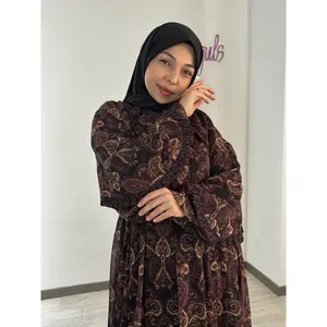 Robe en mousseline de soie de style ottoman, coupe trapèze, avec ourlet à volants et taille empire - Product Image 6