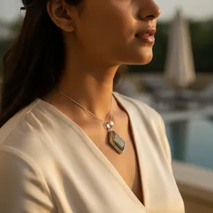 Pierre précieuse en argent 925 faite à la main, quartz rutilé, accents or rose, platine, pour femmes, cadeau religieux parfait pour l'améthyste - Product Image 1