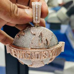 Colgante de globo terráqueo personalizado de plata de ley 925 con moissanita, estilo hip hop, con incrustaciones de circonitas, collar de alta calidad, regalo brillante. - Product Image 3