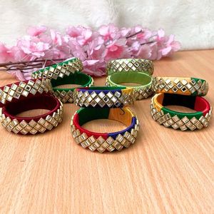 Hermosos brazaletes de diseñador de joyería, pequeños cristales cuadrados, brazaletes multicolores para boda Snageet, Mehndi, Haldi, ocasión - Product Image 4