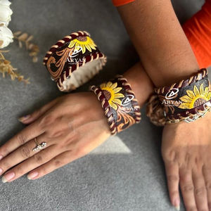 Nueva llegada Venta caliente occidental elegante hecho a mano pintado cuero mecanizado mano brazalete pulseras Unisex uso diario accesorio de moda - Product Image 1