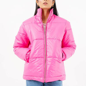 Veste matelassée décontractée pour femme, idéale pour l'hiver, style moderne et chaud, vente en gros - Product Image 1