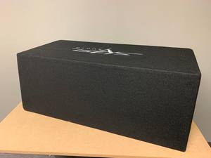 AUTHENTIQUE NEUF 100% Original Skar Audio Sdr-2X12D4 Double 12 2400 Watts Caisson de basses amplifié avec port - Product Image 6