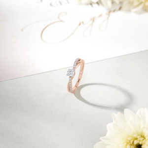 Bague de fiançailles en diamant Serene Union pour femmes - Product Image 2