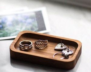 Bandeja para servir rectangular de madera con diseño de boda, acabado Natural, tamaño estándar para el hogar y la boda, bandeja para servir comida hecha a mano - Product Image 2