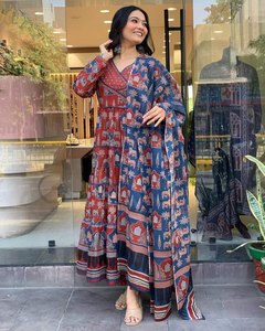 Alta calidad nuevo vestido Anarkali bordado trabajo Faux Georgette completamente acampanado Dupatta completamente cosido listo para usar indio Salwar - Product Image 3