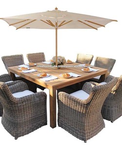 Ensemble de chaises de table à manger modernes et confortables, meubles de jardin durables en teck et rotin pour cour, parc ou hôtel - Product Image 3