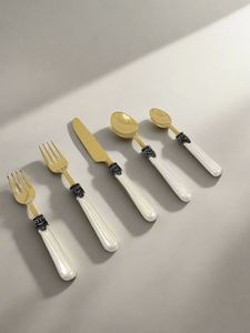 Ensemble de couverts en or moderne |   Couverts de designer pour la restauration et les hôtels - Product Image 2