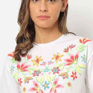 Camiseta Corta Informal para Mujer, Ropa Cómoda y Transpirable, Duradera, con Servicios de Diseño OEM - Product Image 3
