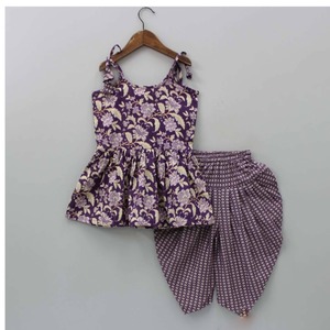 Conjunto Moderno de Kurti con Dhoti para Niñas, Adornado para Bodas y Fiestas, Materiales Reciclados, Pedidos al por Mayor Disponibles - Product Image 1