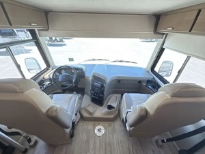 รถบ้านมือสอง Entegra Coach Vision 31V ปี 2019 สภาพดี พร้อมขาย - Product Image 3