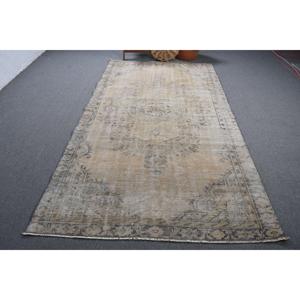 Tapis turc vintage, tapis de 5,3 x 9,4 pieds, grand tapis oriental brun - Product Image 1