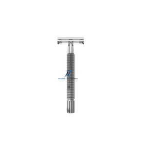 Rasoir de sécurité à double tranchant en acier inoxydable durable, outil de toilettage traditionnel de haute qualité pour la coupe de la barbe des hommes - Product Image 1