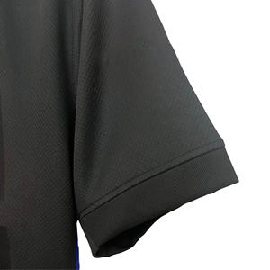 Camiseta de Fútbol Retro Clásica que Homenagea al Fútbol, Diseño Cómodo y Elegante, Perfecta para Coleccionistas y Entusiastas del Fútbol - Product Image 6